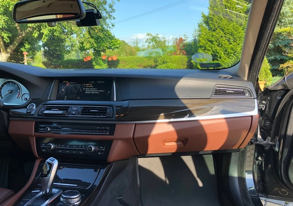 BMW Seria 5 cena 75499 przebieg: 271000, rok produkcji 2014 z Grudziądz małe 121